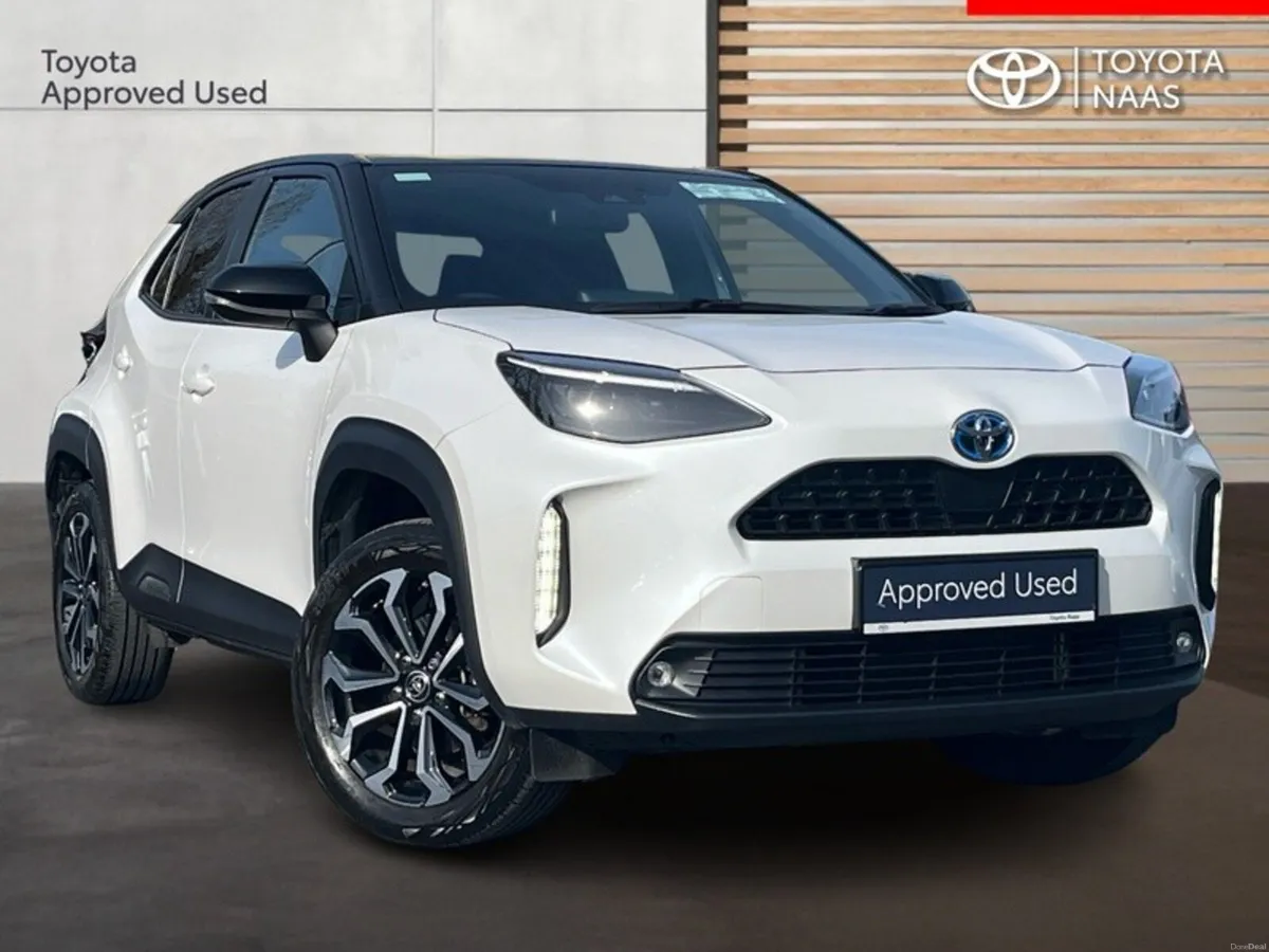 Toyota Yaris Cross CROSS LUNA SPORT 4DR AUTO - Image 1