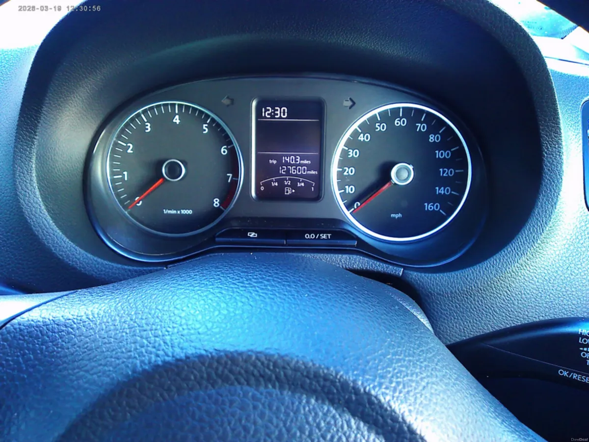 Volkswagen Polo 1.2 MATCH 60PS 5DR - Image 4