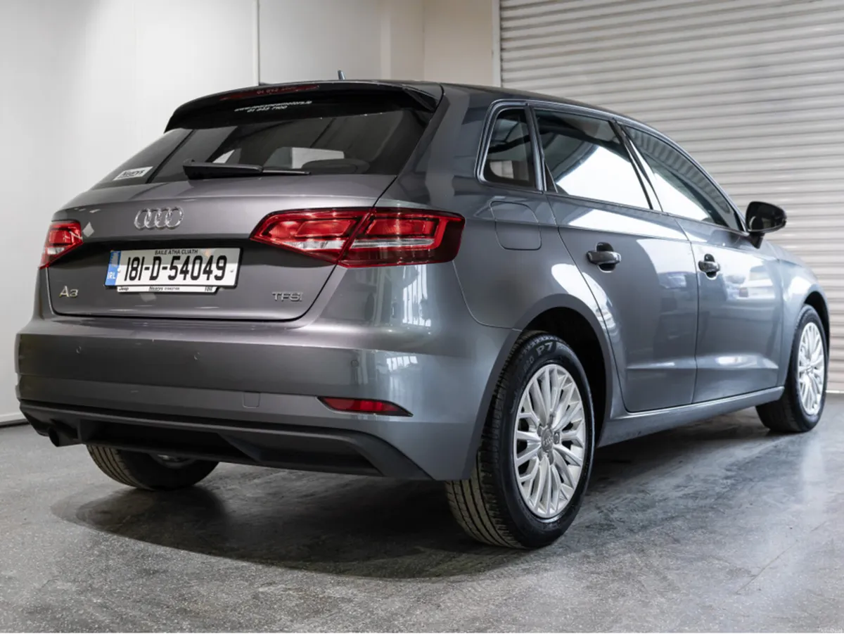 Audi A3 1.0 TFSI SE TECHNIK 116PS 5DR - Image 4