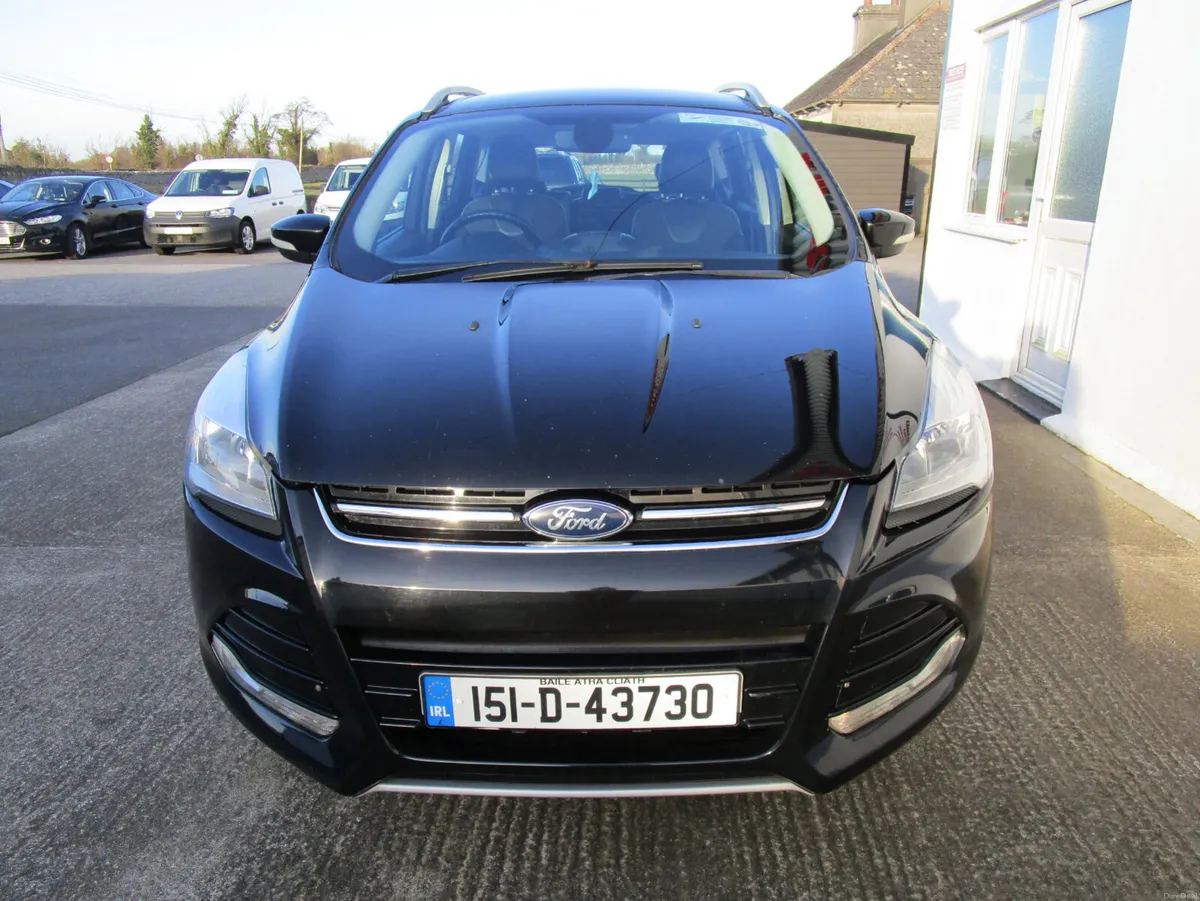 Ford Kuga 2015   4X4 - Image 2