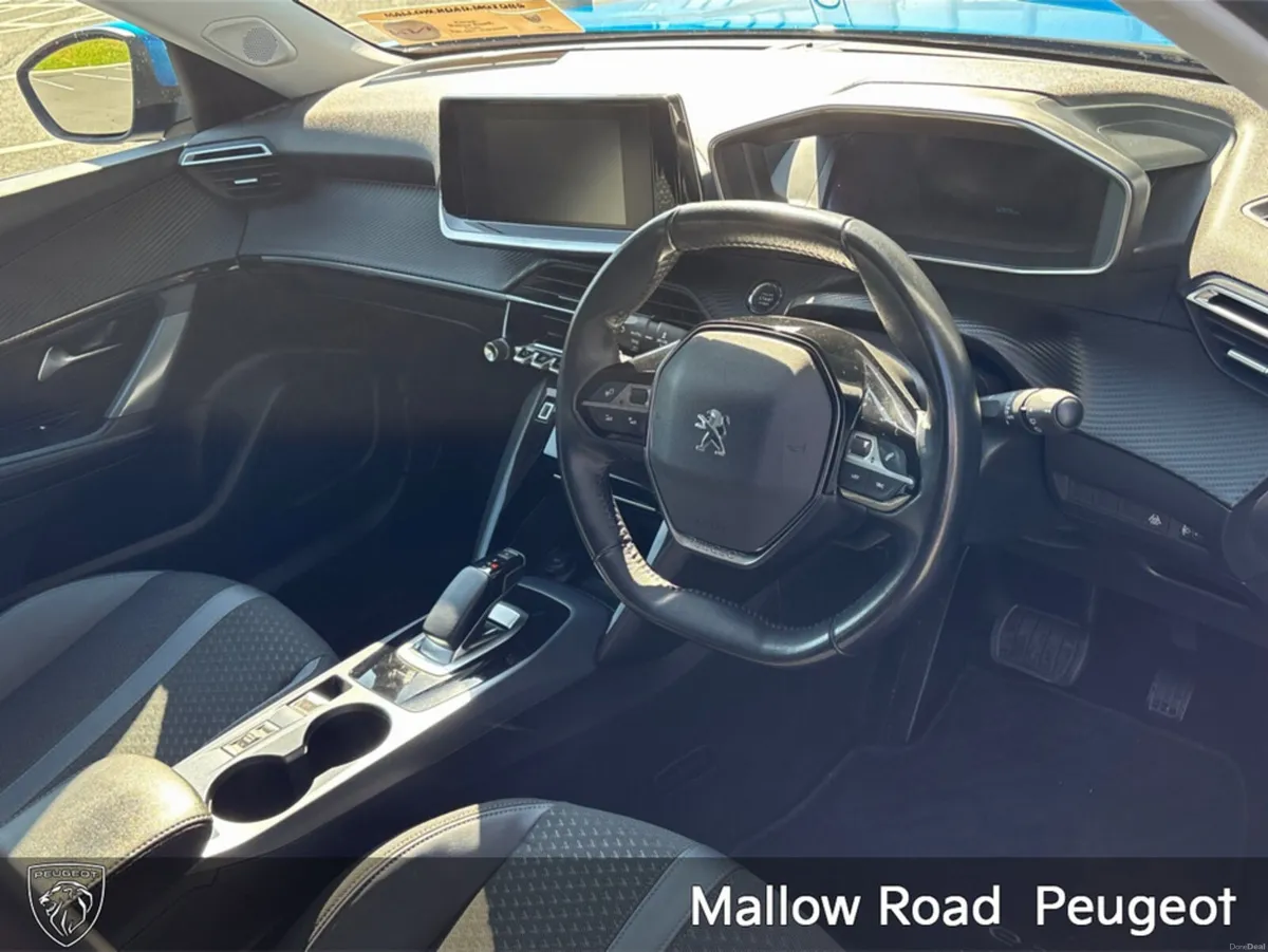 Peugeot 2008 ALLURE 136BHP 50 KWH 4DR - Image 2