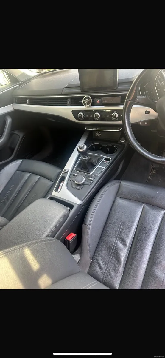 Audi A4 2017 - Image 4