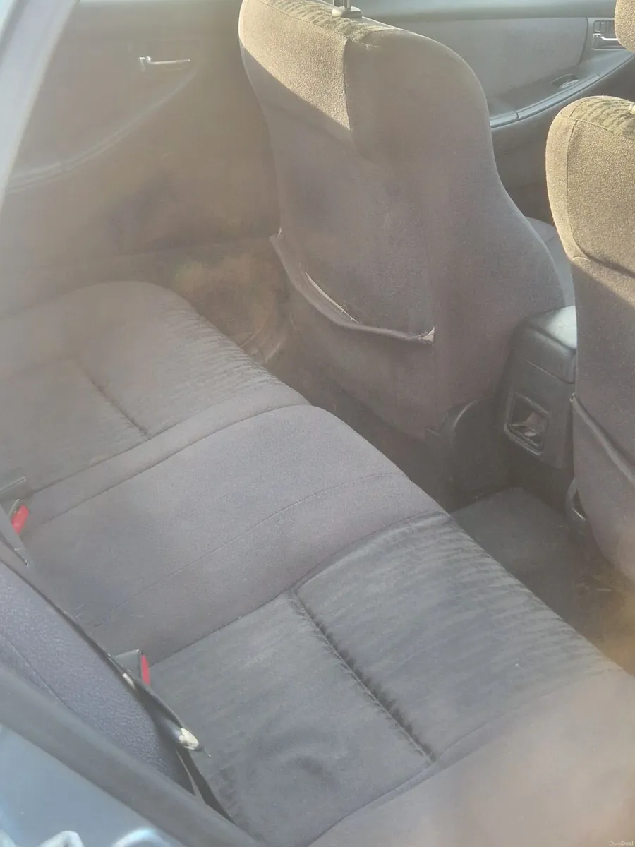 Toyota Corolla 2003 - Image 4