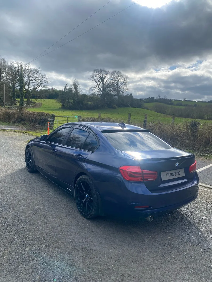 BMW 3 series - Image 4