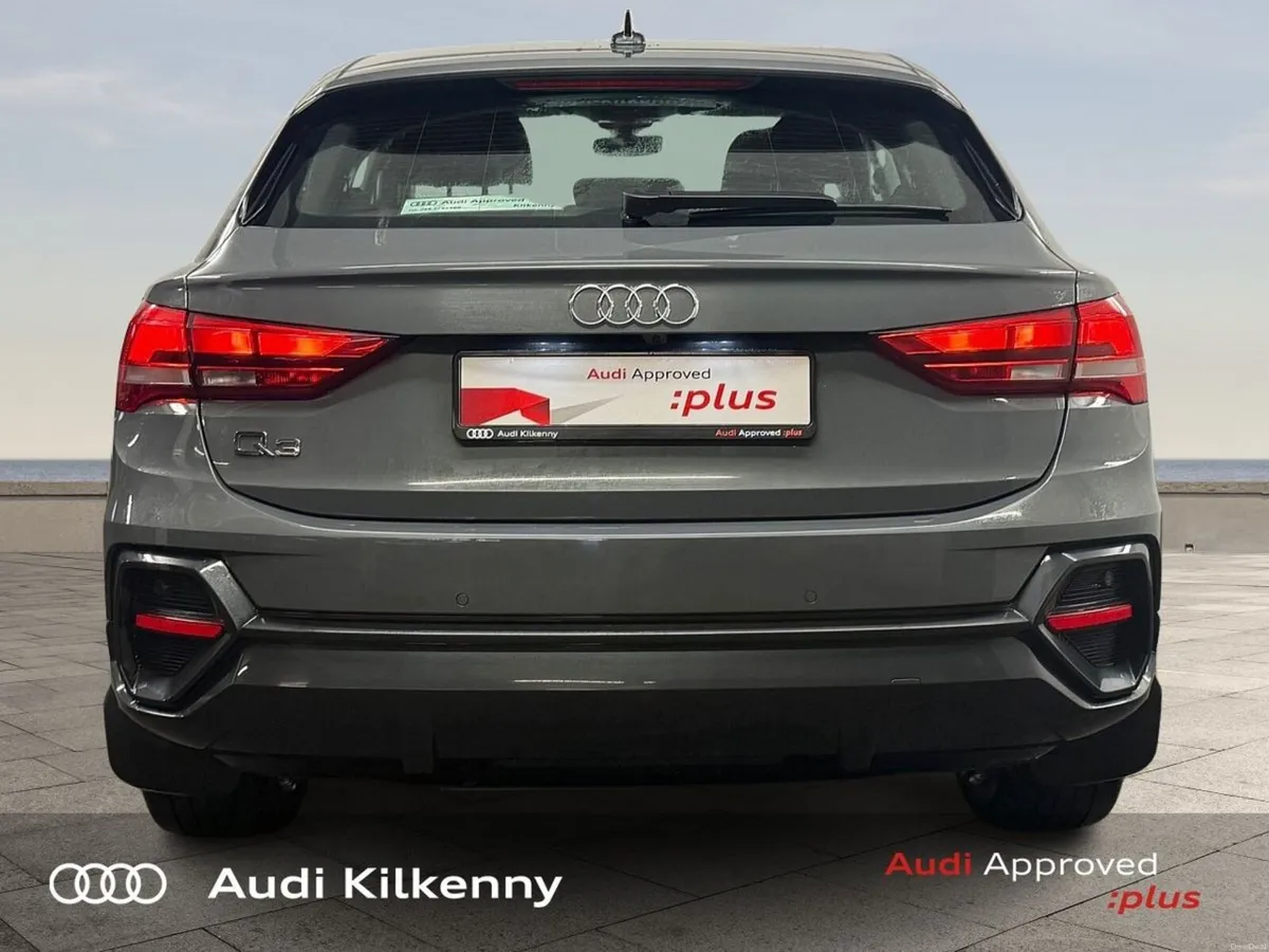 Audi Q3 Sportback 35 TDI 150HP S Tronic SE with Co - Image 6