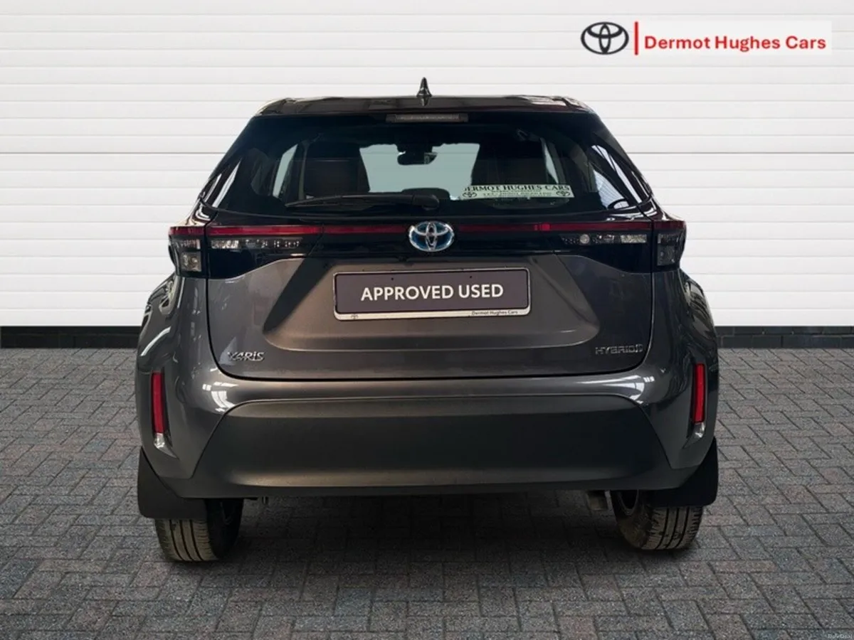 Toyota Yaris Cross LUNA 4DR AUTO HYBRID - Image 4