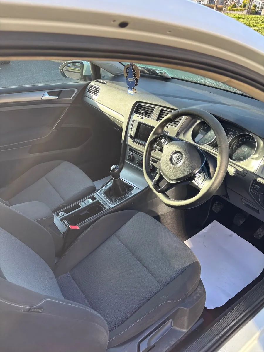 Volkswagen Golf 2014 - Image 4