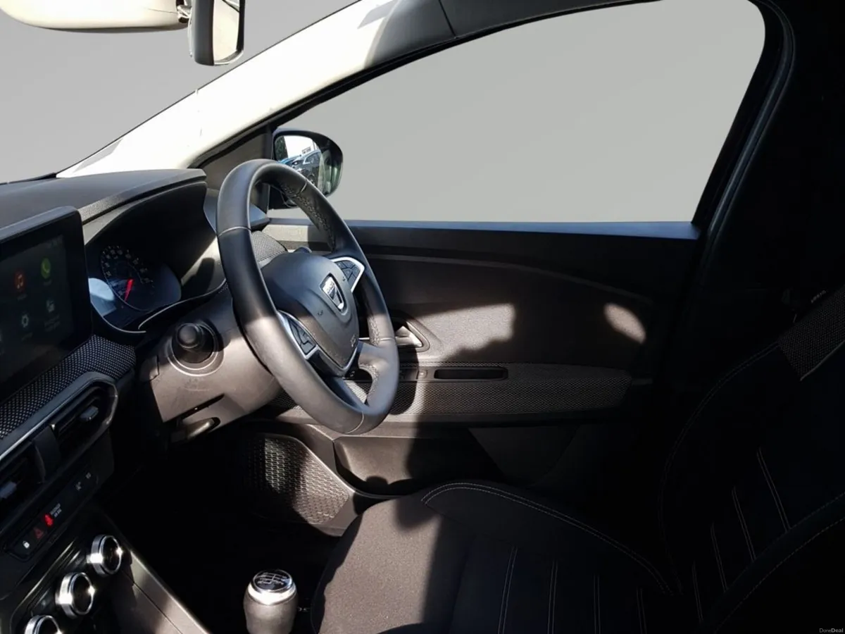 Dacia Jogger TCe 110 Comfort *3k Scrappage* - Image 4