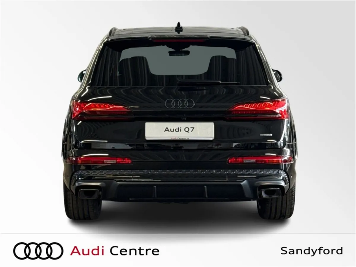 Audi Q7 55 TFSIE Q S LINE 290KW - Image 4