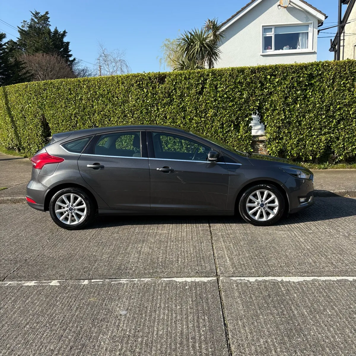 FORD FOCUS NCT 08/27 136,000 KMS AUTOMATIC - Image 4