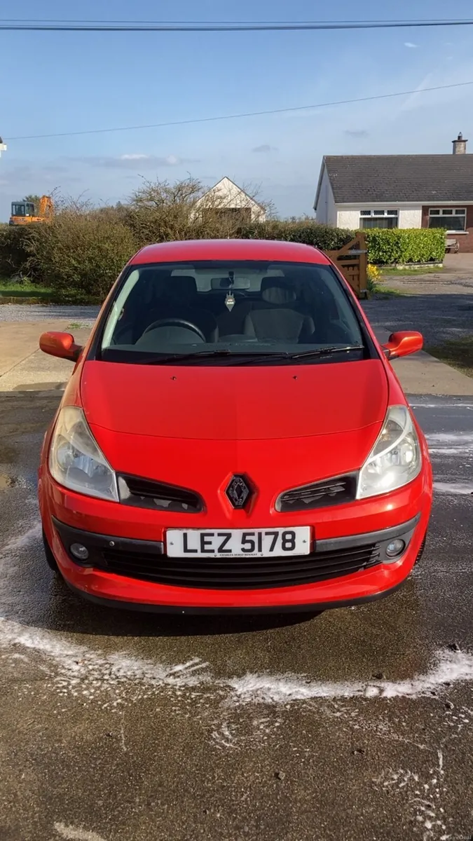 Renault Clio 2006 - Image 1