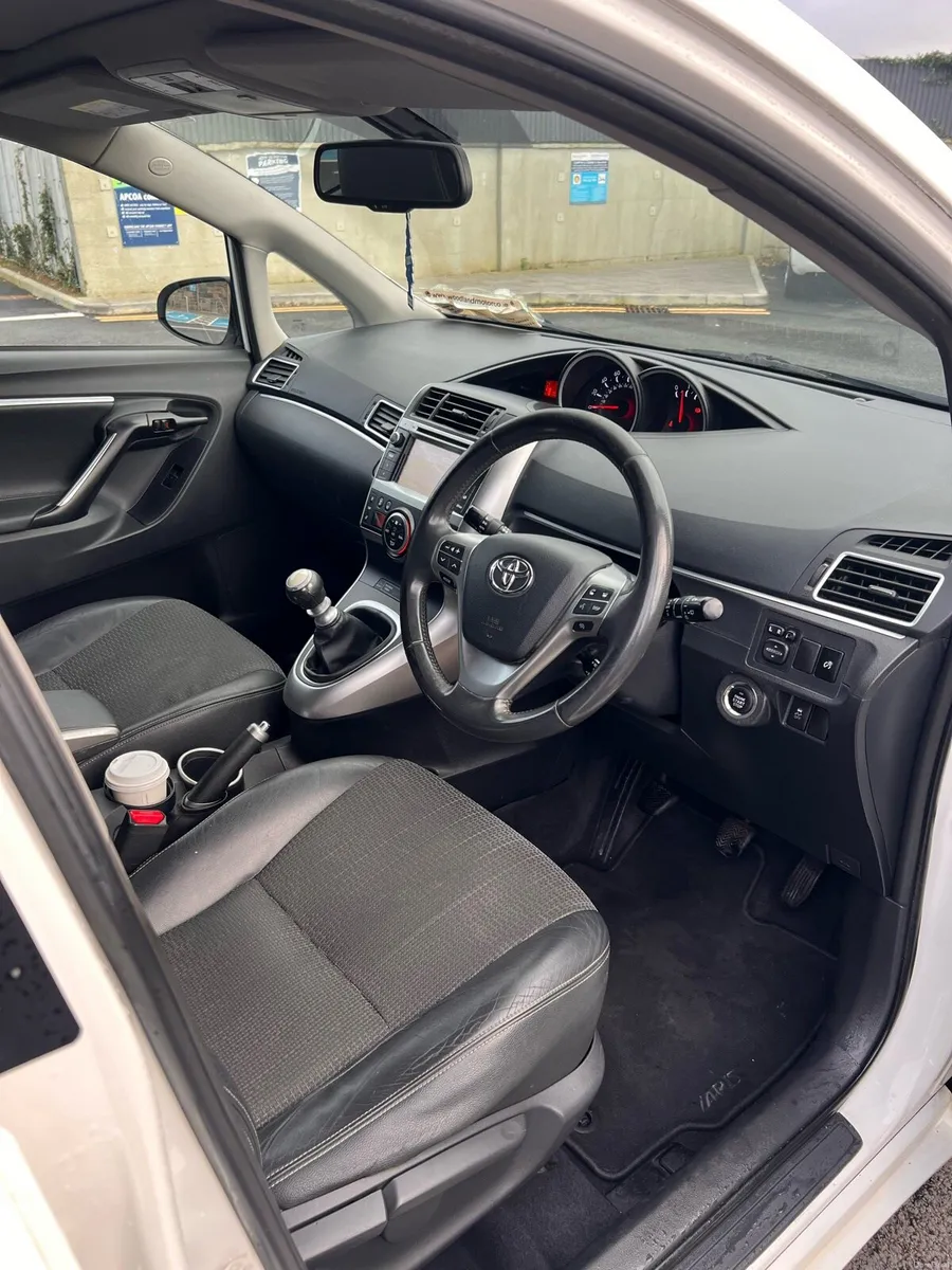 Toyota Verso 2D 7Seater - Image 2