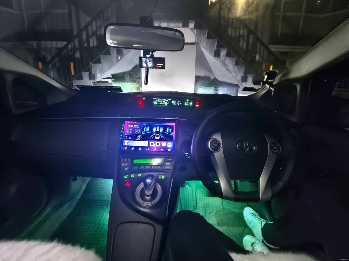 TOYOTA PRIUS 2011- 223000 KM - Image 1