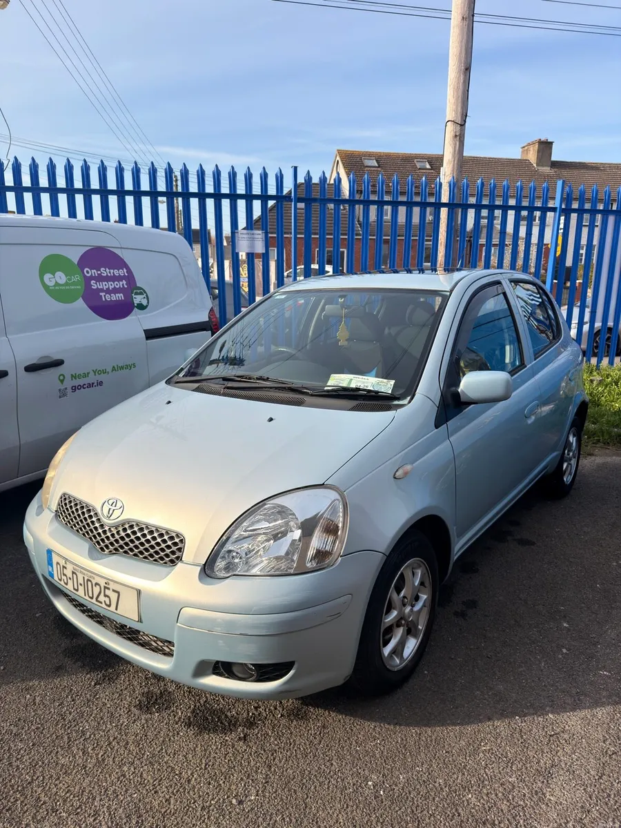 Toyota Yaris - Image 2