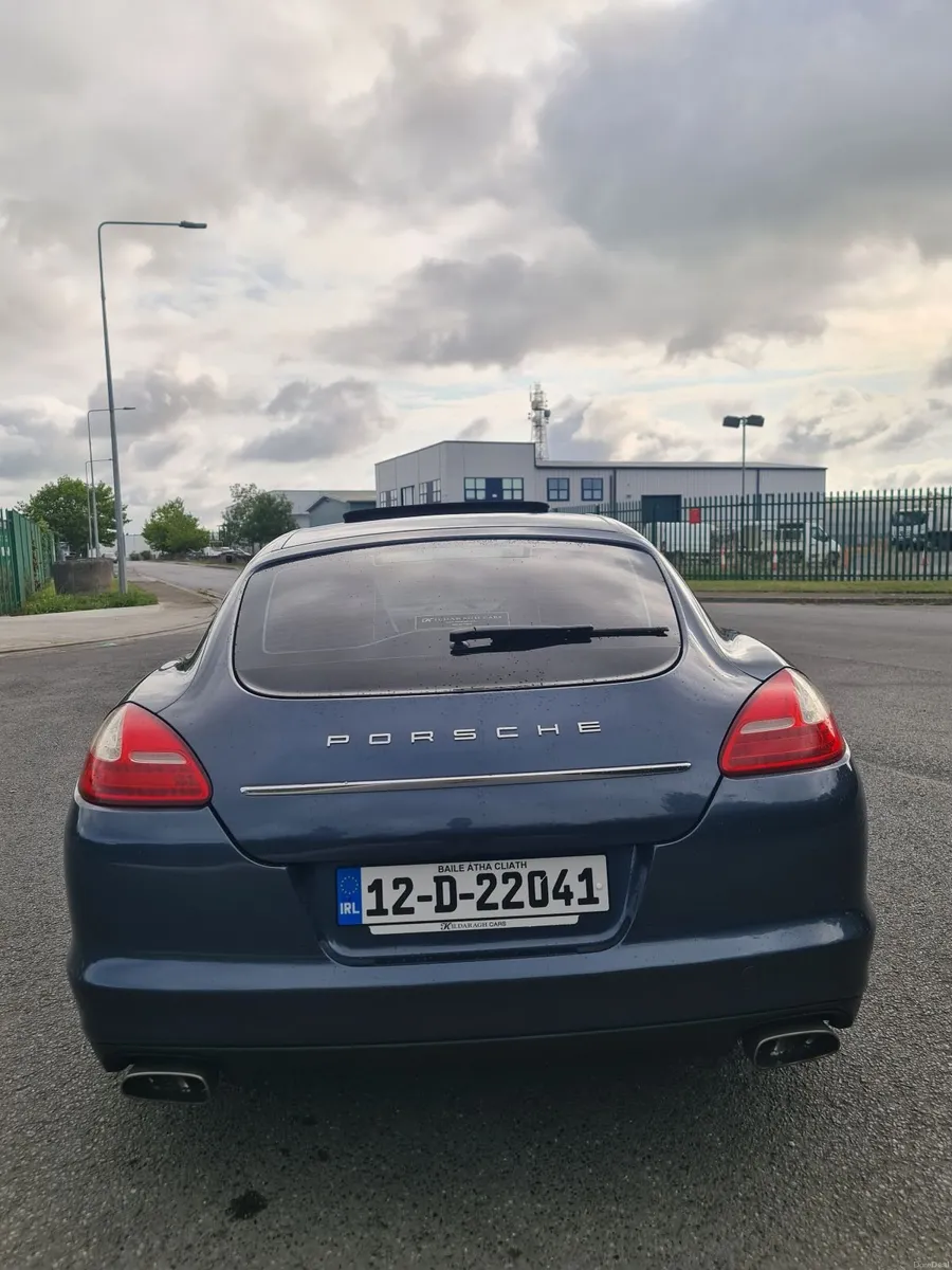 Porsche Panamera 2012 - Image 2
