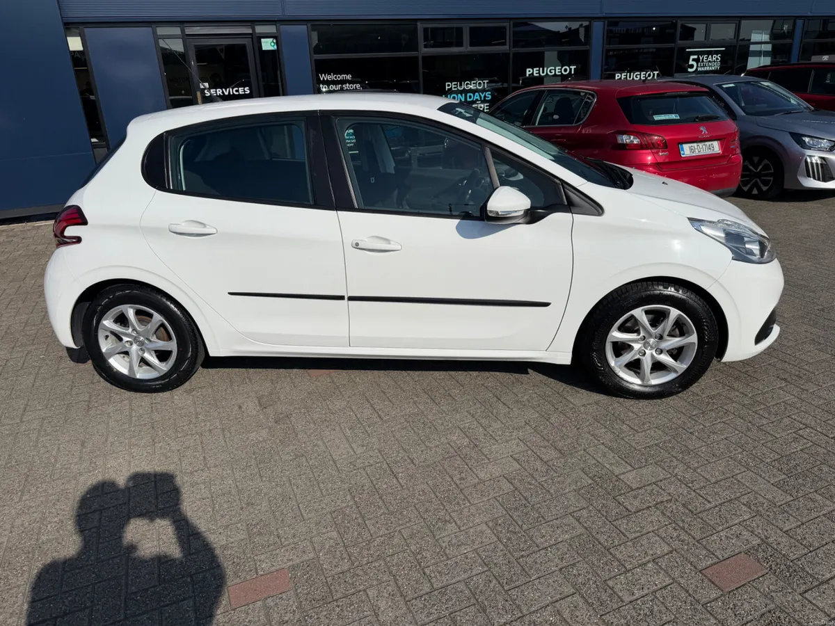 2017 Peugeot 208 Active 1.2 - Image 3