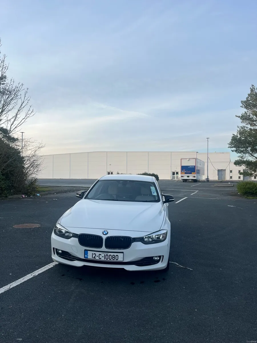 BMW 2012 316D - Image 3