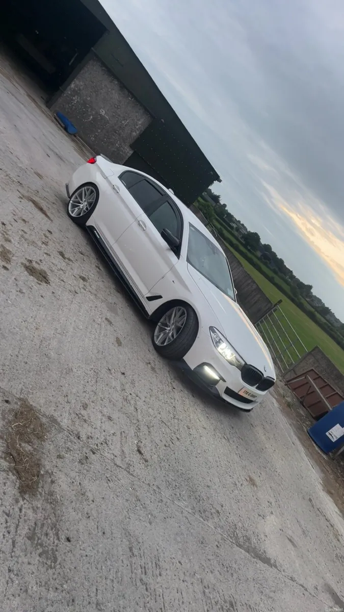 BMW 5 series G30 - Image 2