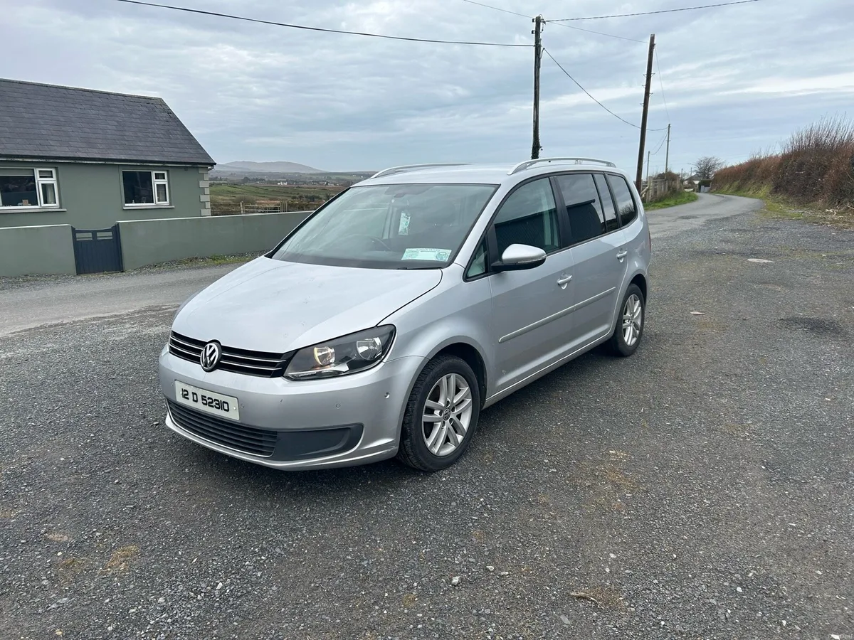 2012 touran - Image 4