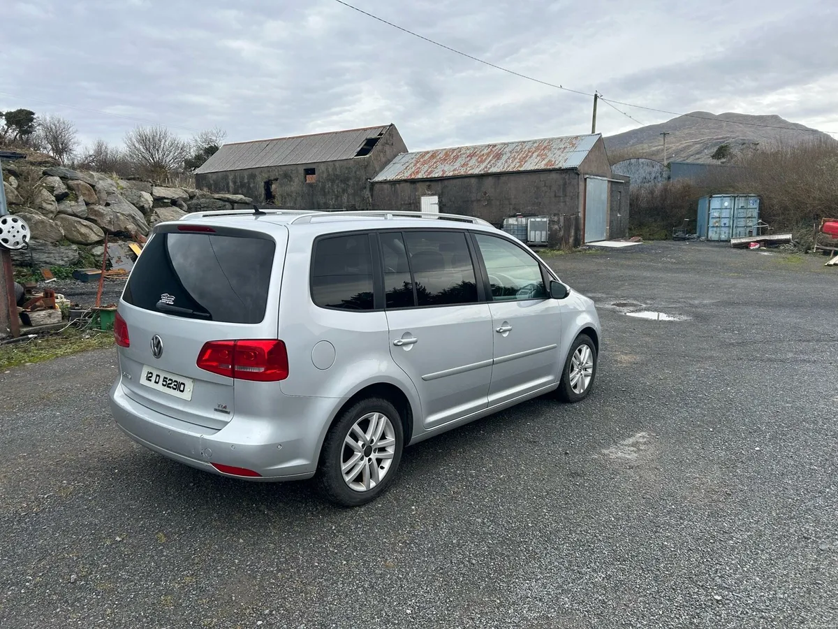 2012 touran - Image 2