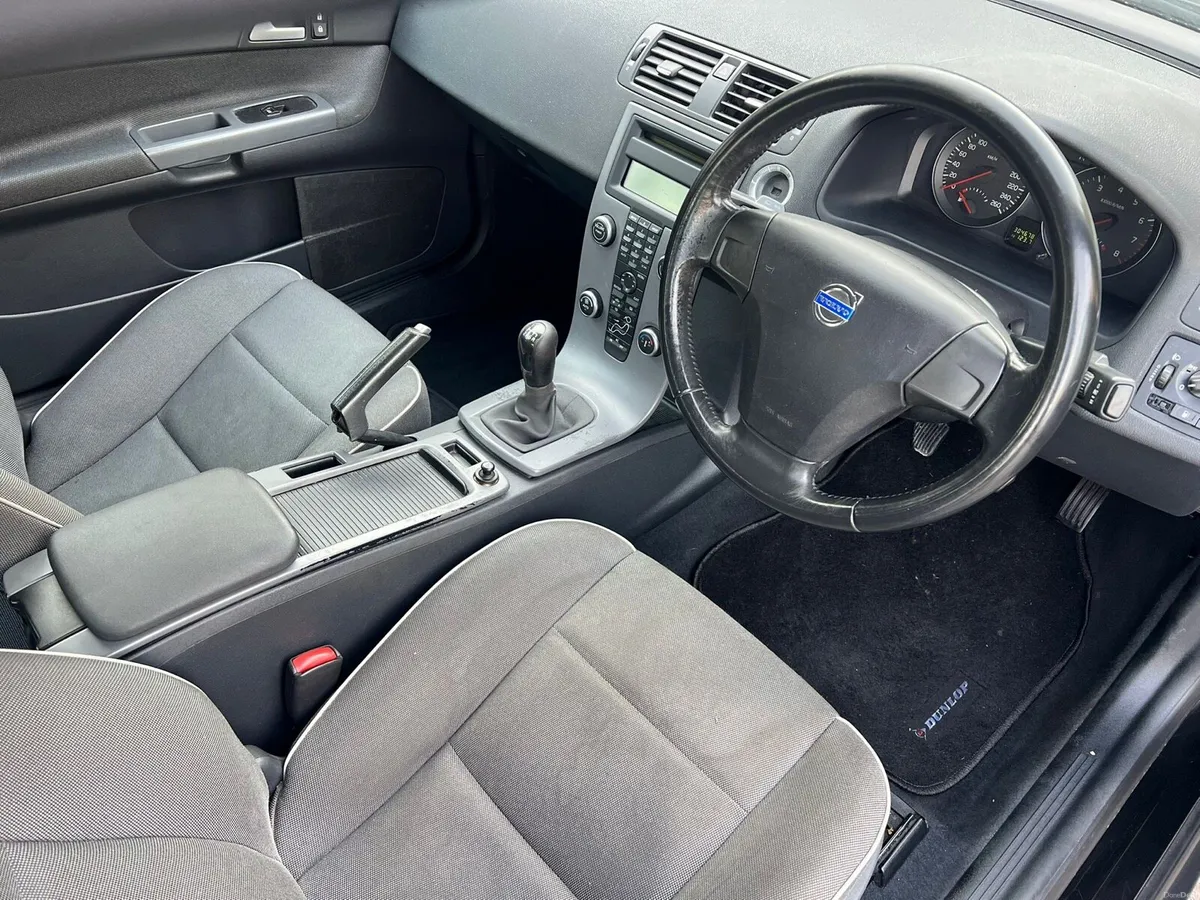 Volvo C30 2009 - Image 6