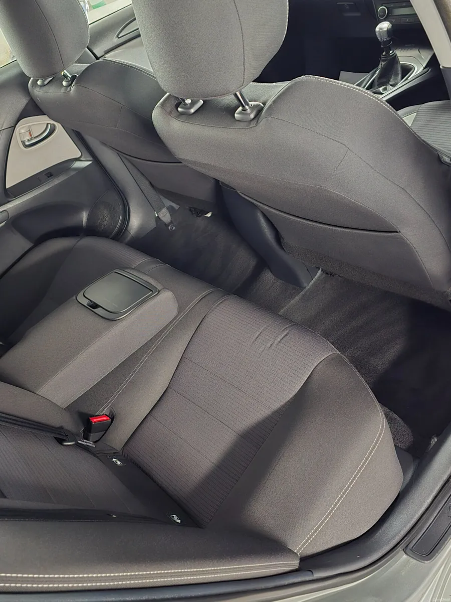 Toyota Avensis 2016 business edition nct&tax€4900 - Image 3