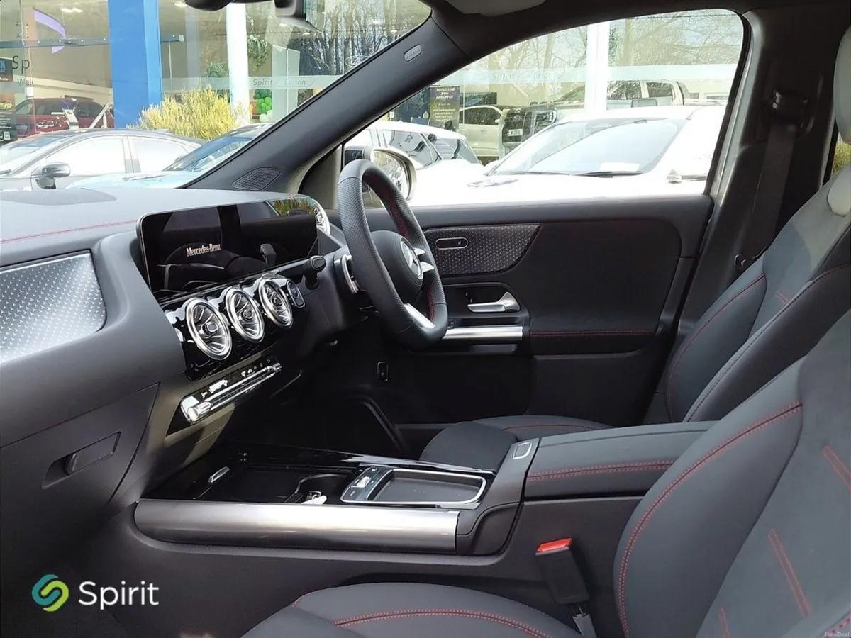 Mercedes-Benz EQA 250+ AMG Line 70.5kWh 560KM Rang - Image 3