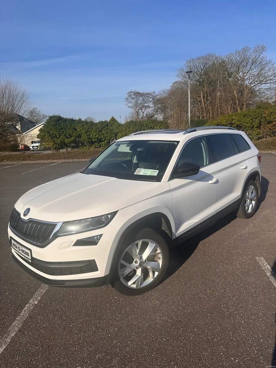 Kodiaq 2.0 TDI 150HP DSG 7 seater with sunroof - Image 1