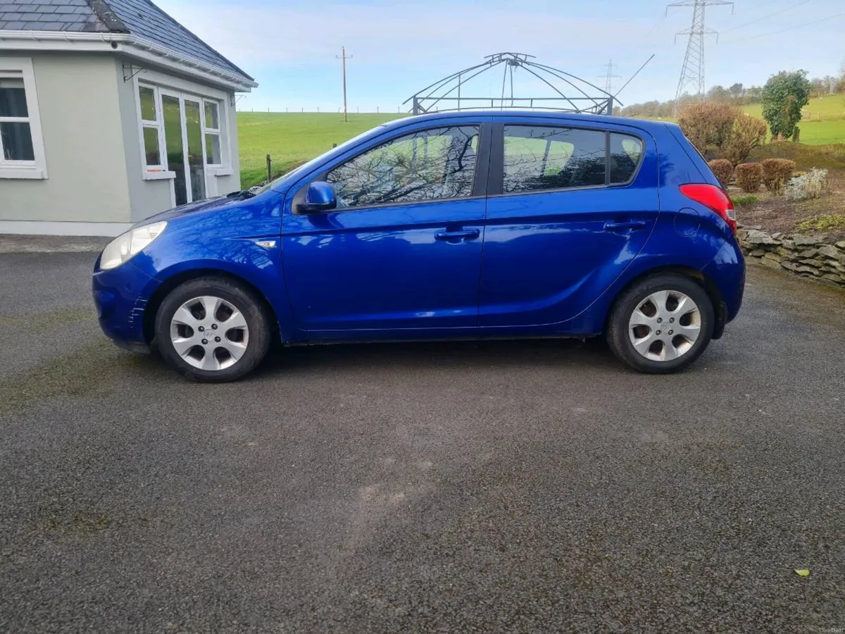 Hyundai i20 - Image 4