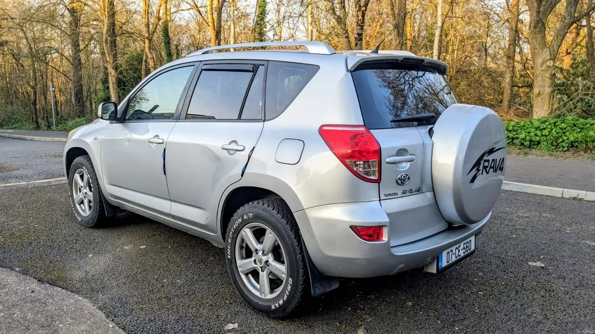 Toyota RAV4 Auto – 159k – Cream Leather - Image 4