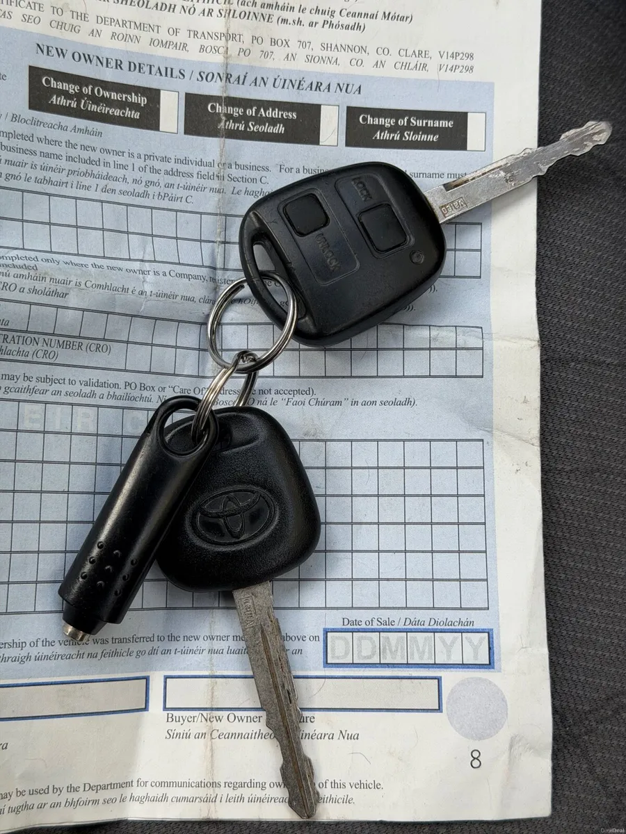 Toyota Yaris 2005 petrol 1.0 manual - Image 3