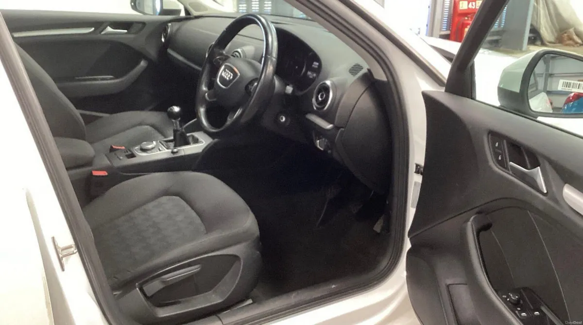 Audi A3 2016 - Image 3