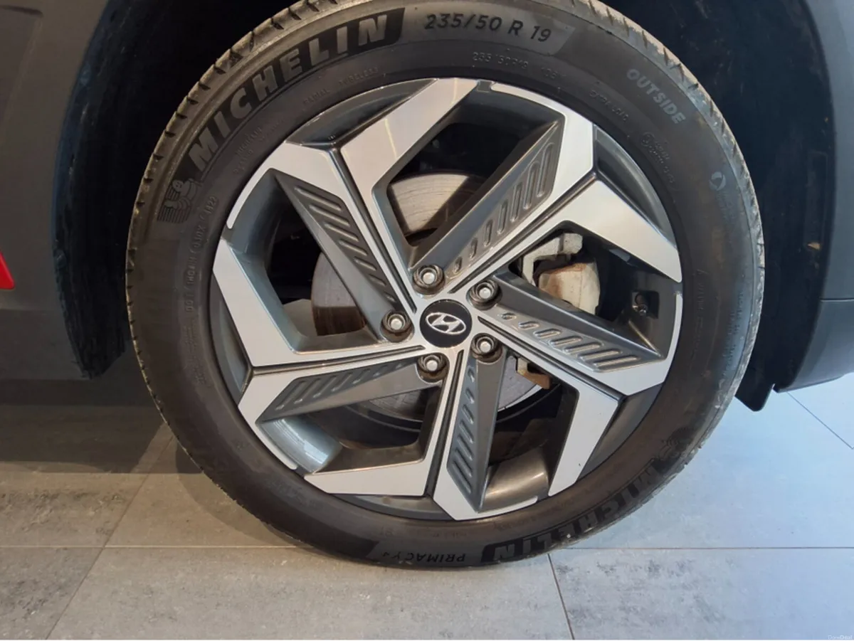 Hyundai Tucson EXECUTIVE PLUS HYBRID - Two Tone - - Image 6