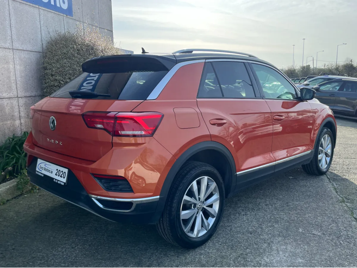 Volkswagen T-Roc STLYE AUTOMATIC 2.0 DIESEL //LOW - Image 4