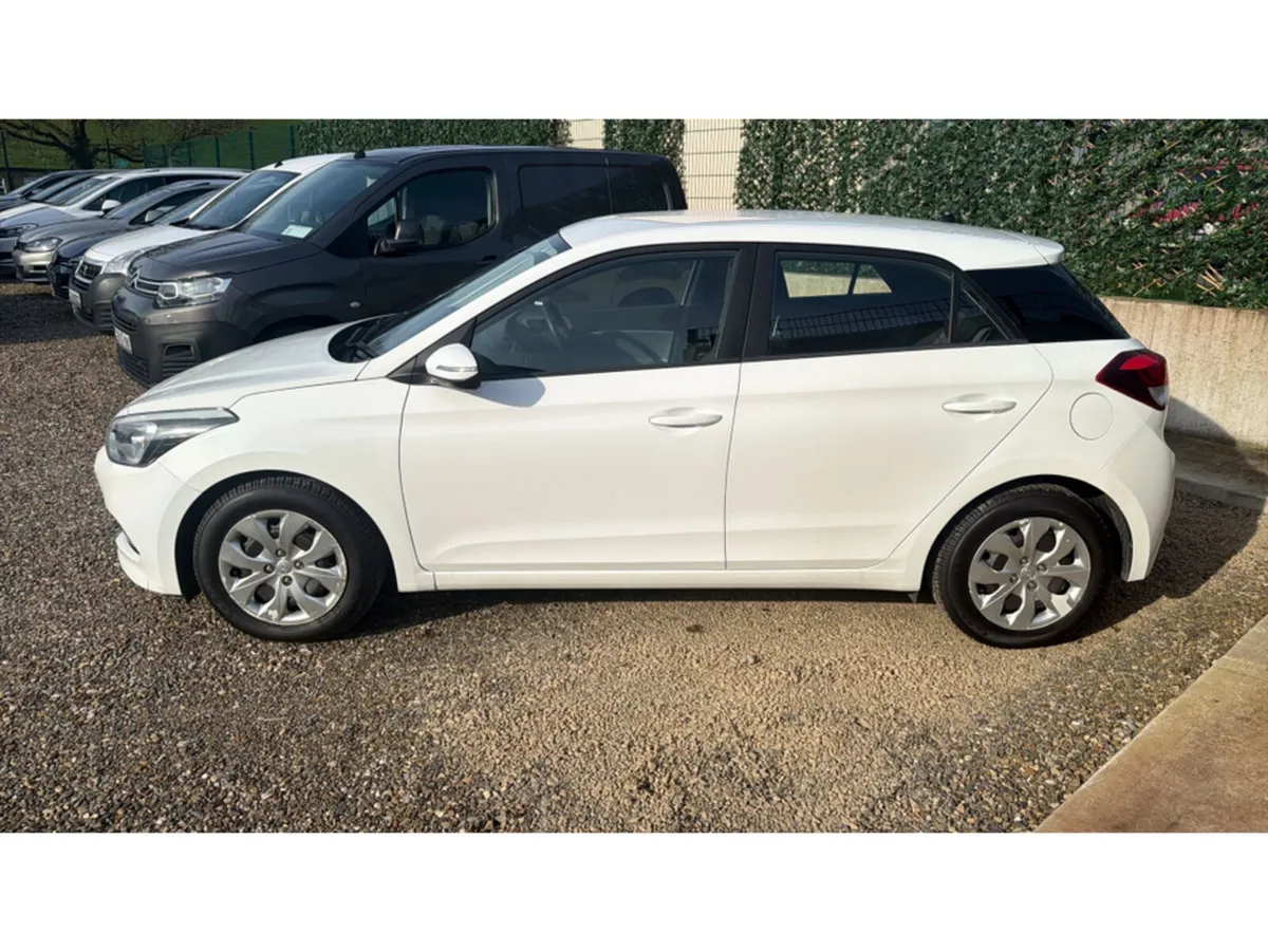 Hyundai i20 S AIR MPI - Image 4