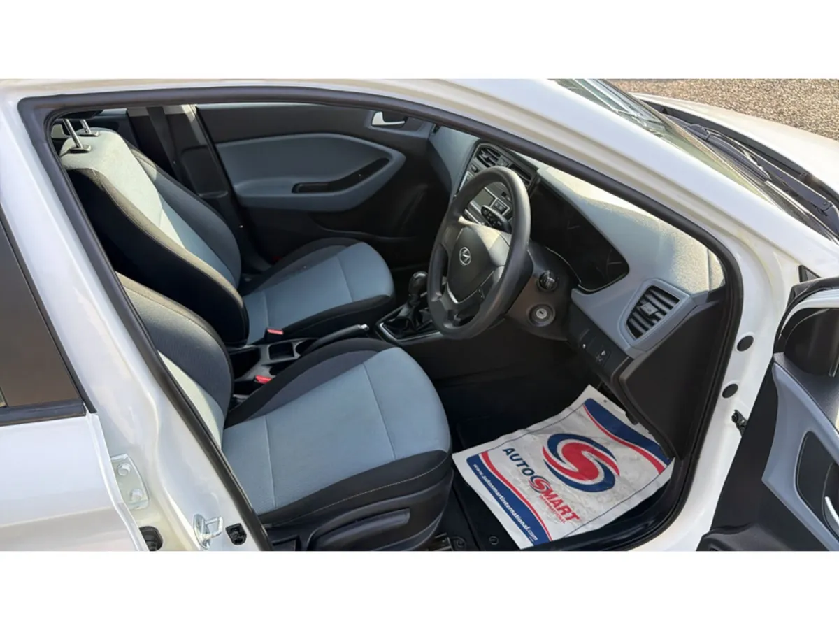 Hyundai i20 S AIR MPI - Image 6