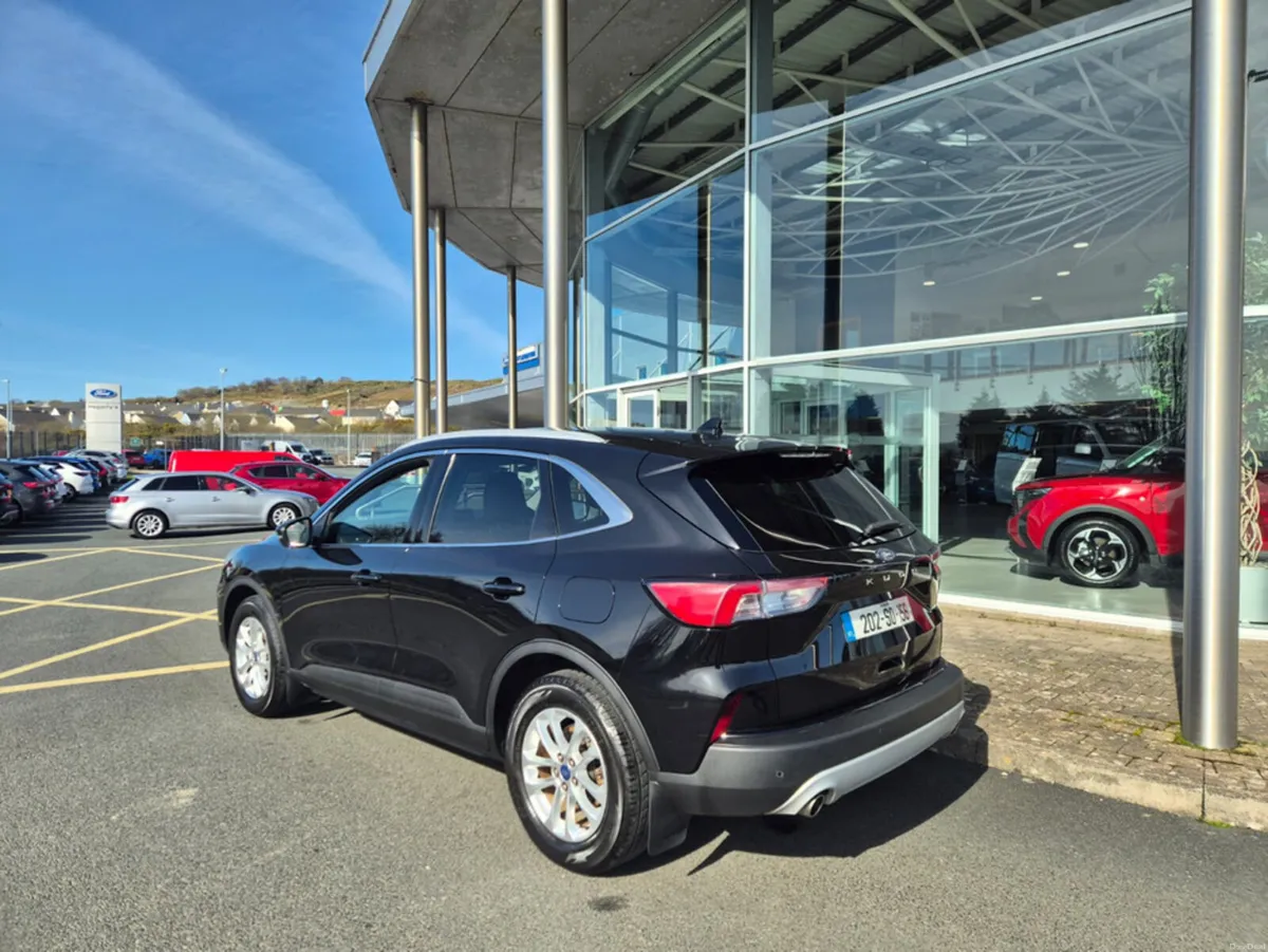 Ford Kuga TITANIUM 5DR 1.5TD 120PS - Image 3