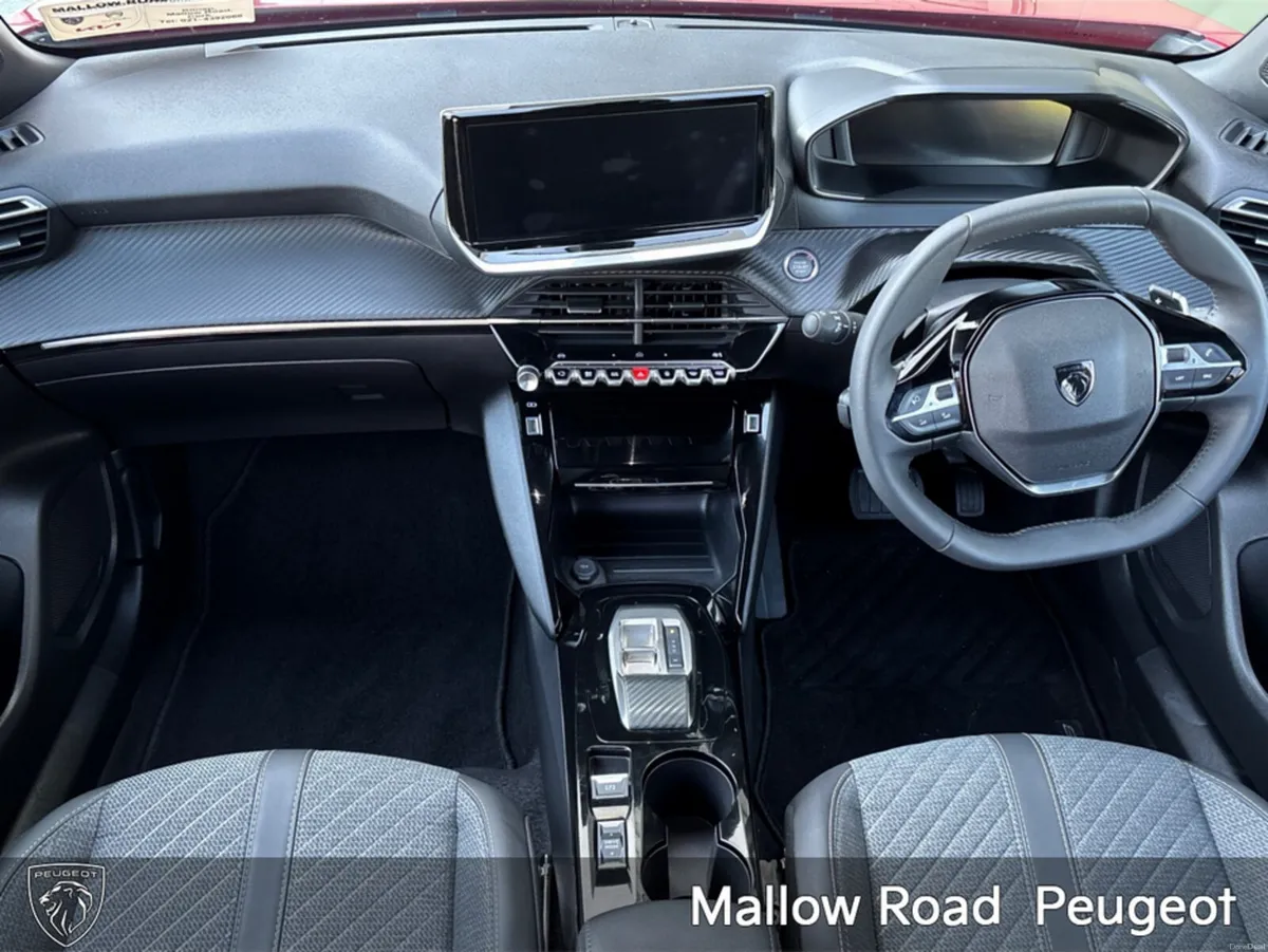 Peugeot 2008 ALLURE 1.2 MILD-HYBRID 13 - Image 4