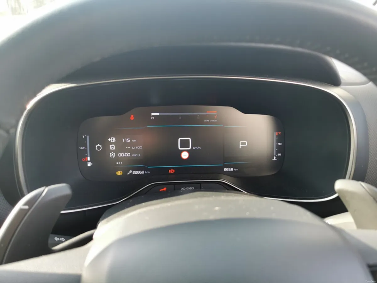 Citroen C5 Aircross FEEL PACK BLUEHDI - Image 4