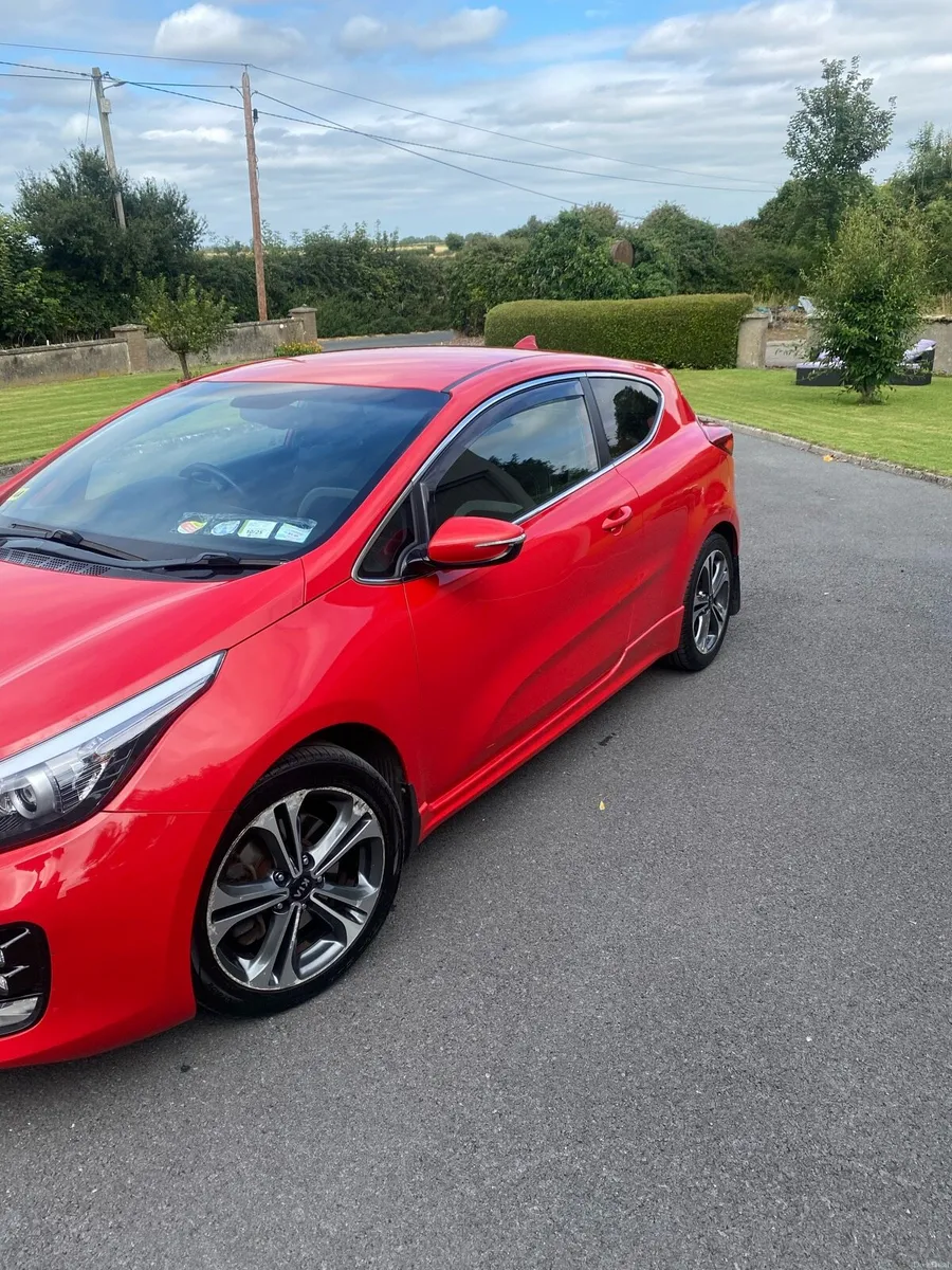 Kia Proceed - Image 2