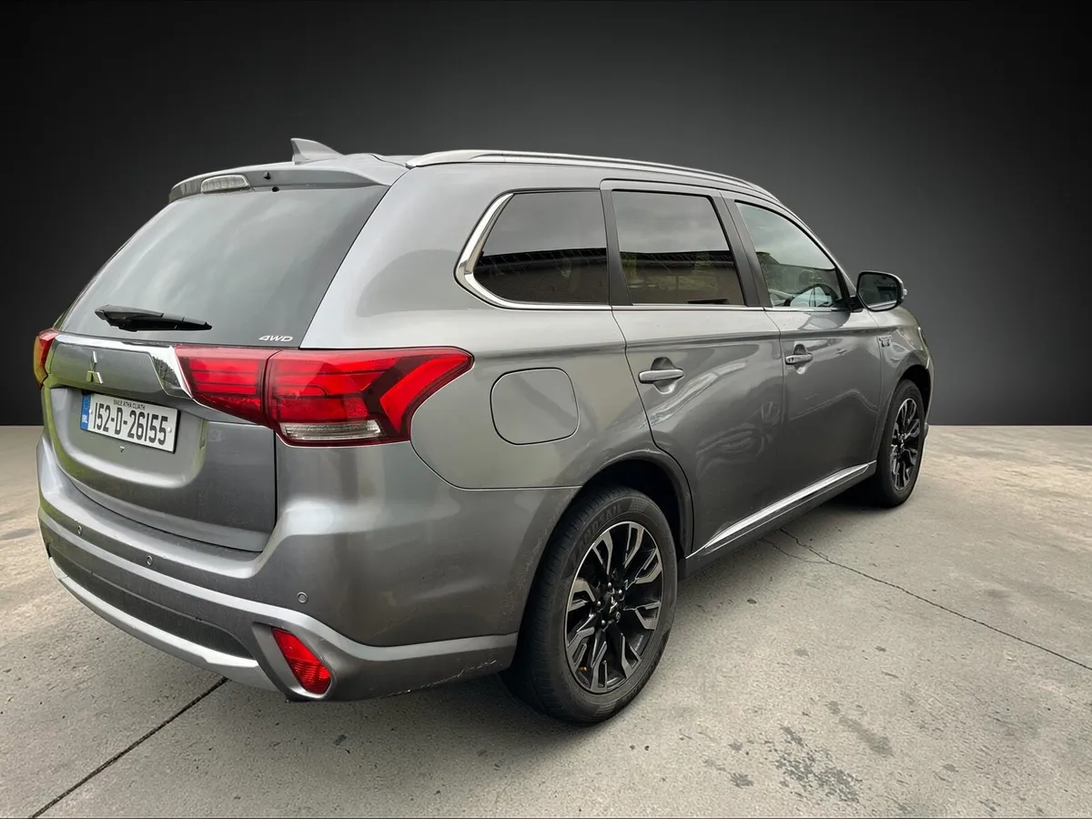 Mitsubishi Outlander_Plugin Hybrid_4x4_NCT 12/27 - Image 4