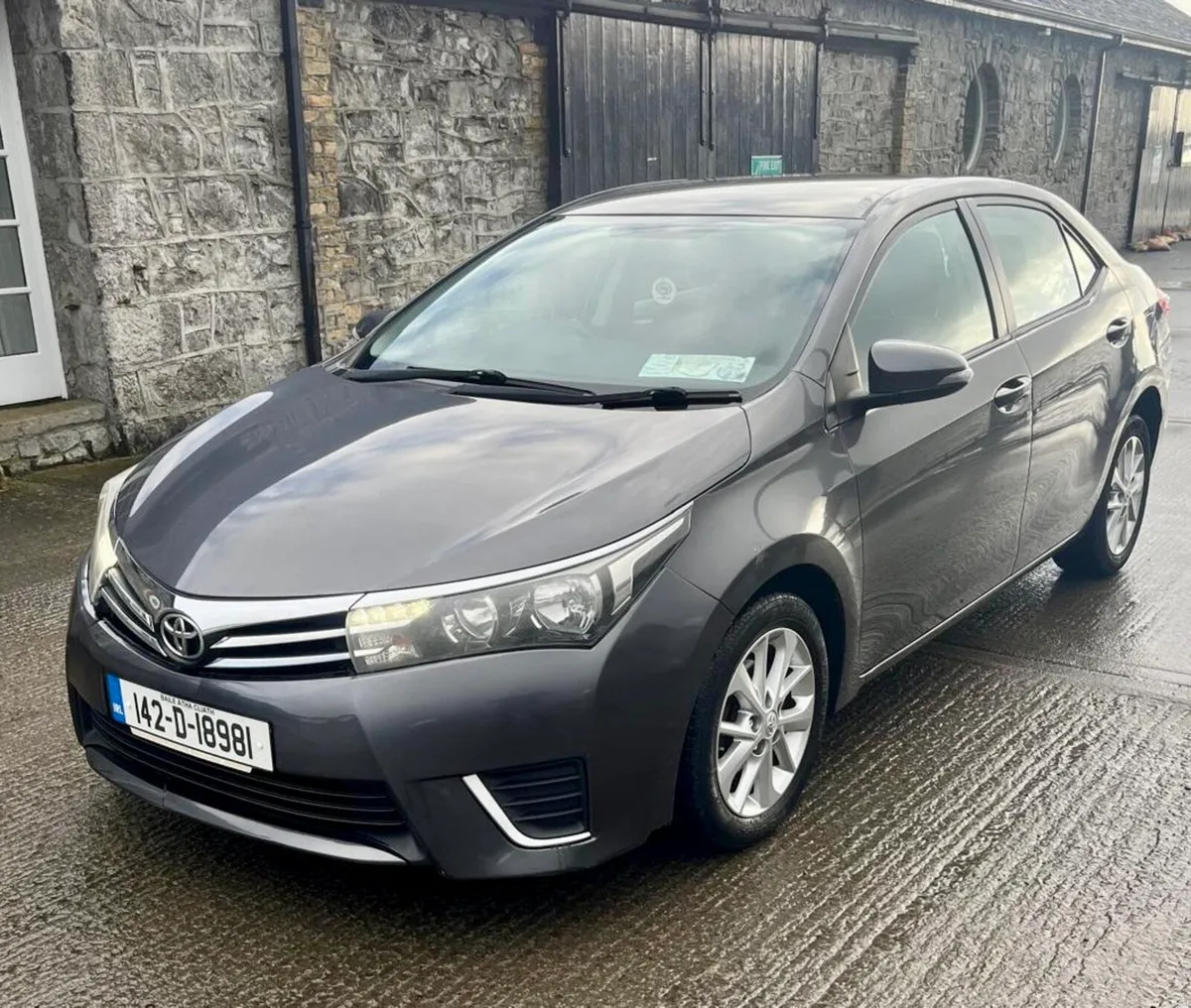 2014 Toyota Corolla 1.4D4D Aura - Image 2