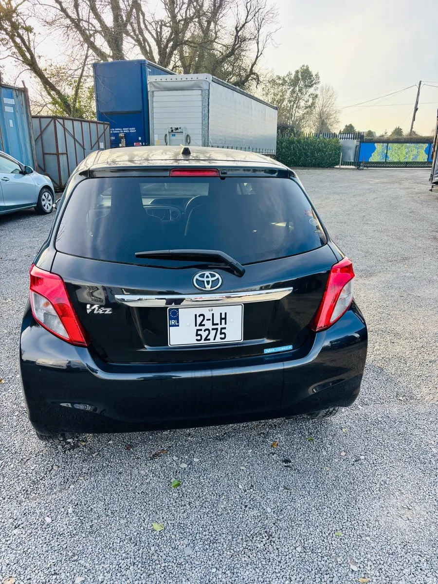 Toyota Vitz 2012 - Image 3