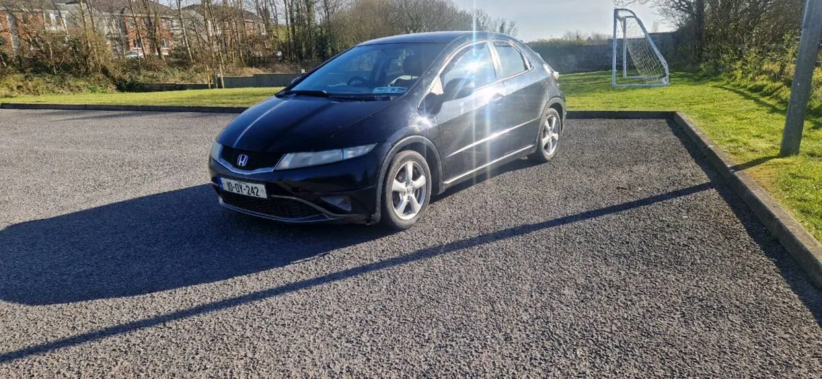 Honda civic 2.2 i-ctdi 2010 - Image 2