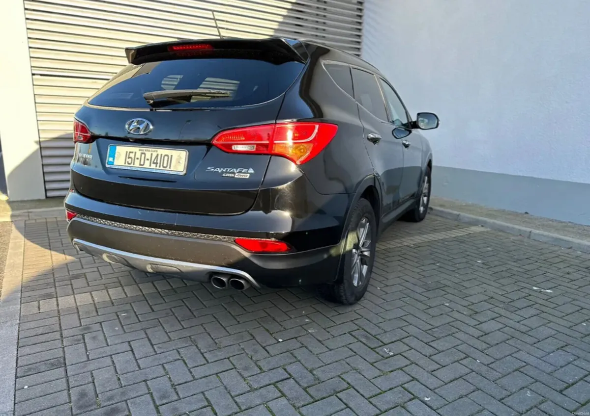 Hyundai Santa Fe 2015 - Image 4