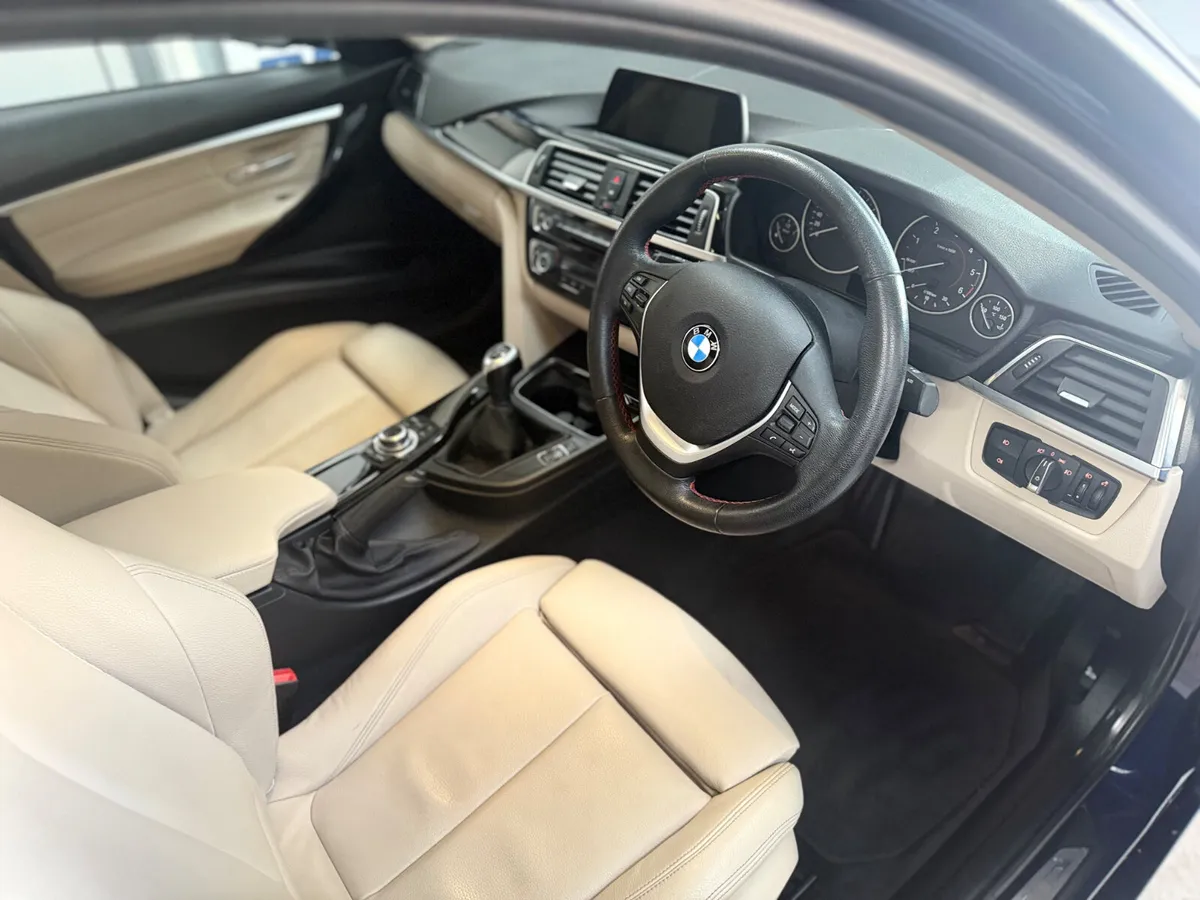 BMW 3-Series 2018. 316D. SPORT - Image 3