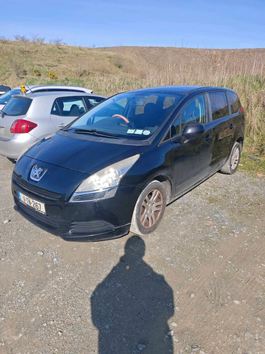 Peugeot 5008 - Image 1