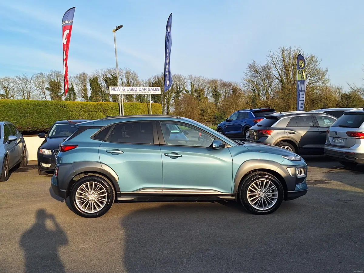 Hyundai KONA 1.6 Diesel Executive *Heated Seats - Image 2
