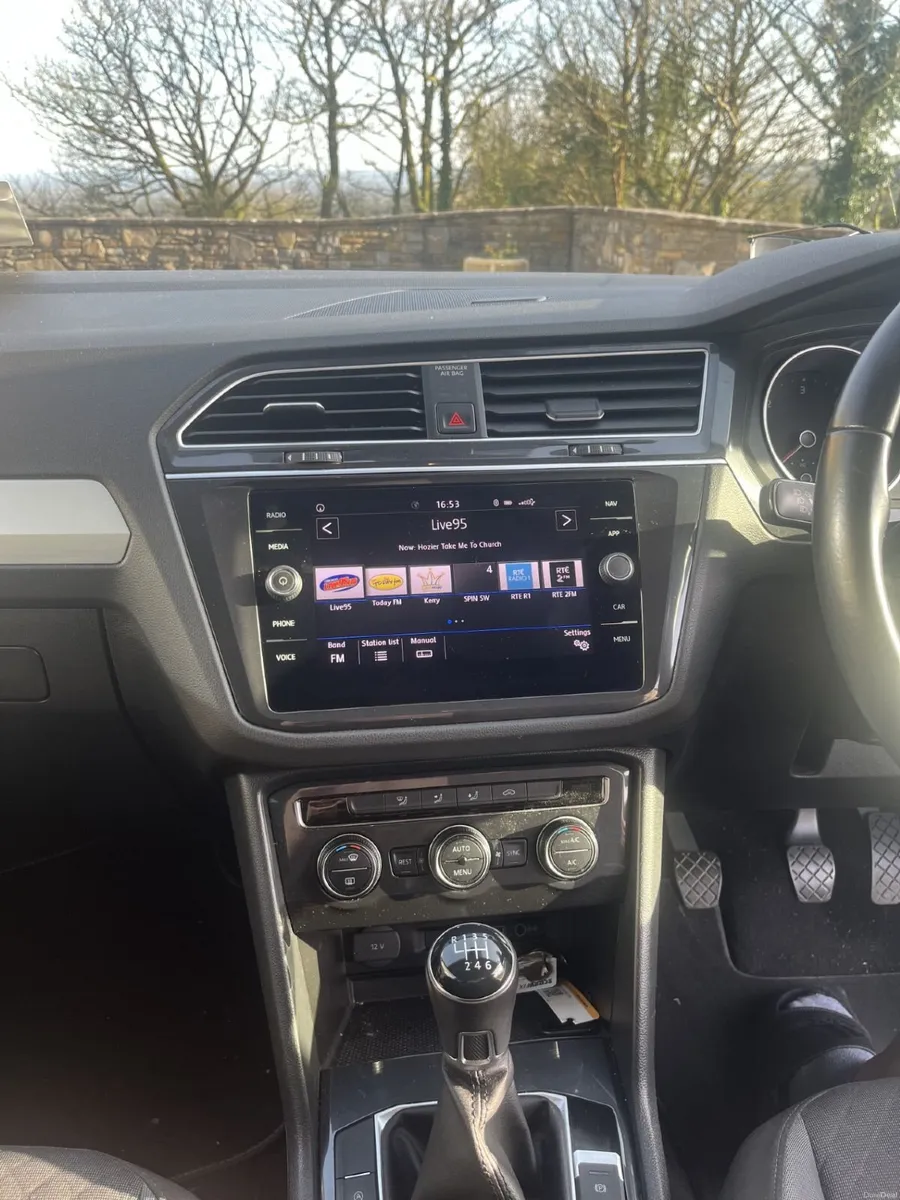 Volkswagen Tiguan 2020 - Image 3