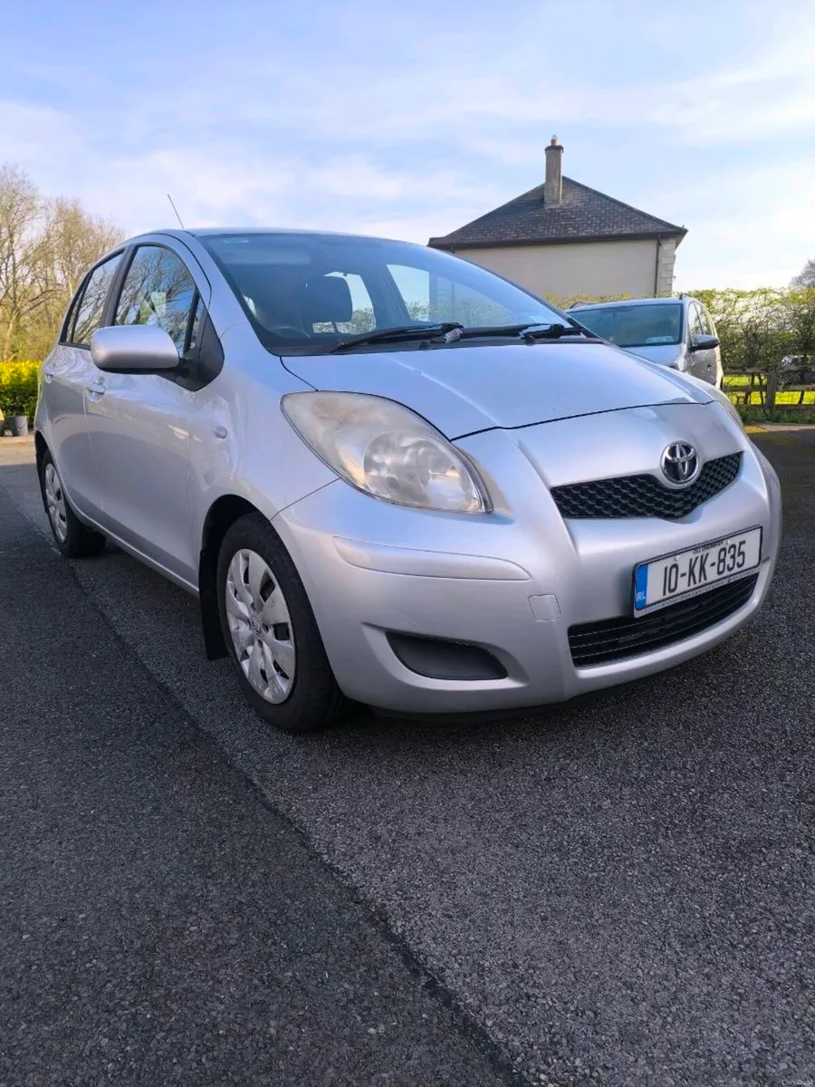 10 TOYOTA YARIS 1.33LUNA just NCT d - Image 1